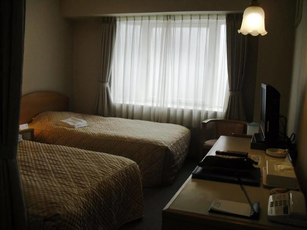 Hotel Harbour Yokosuka Exteriör bild